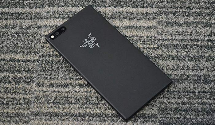 Fitur 120Hz Razer Phone