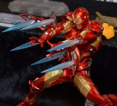 Mafex Miles Morales dan Revoltech Iron Man