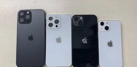 iPhone 13 Dummy